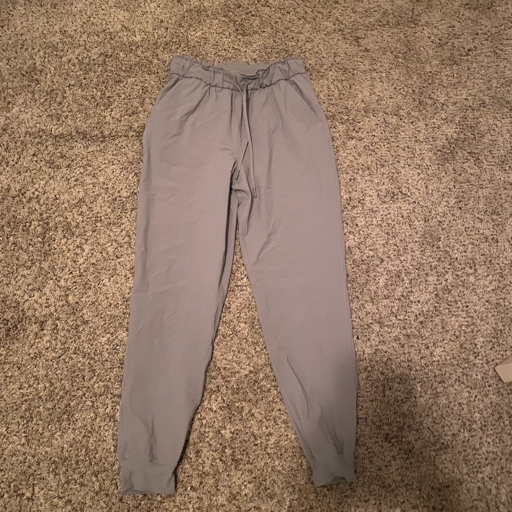 lululemon joggers